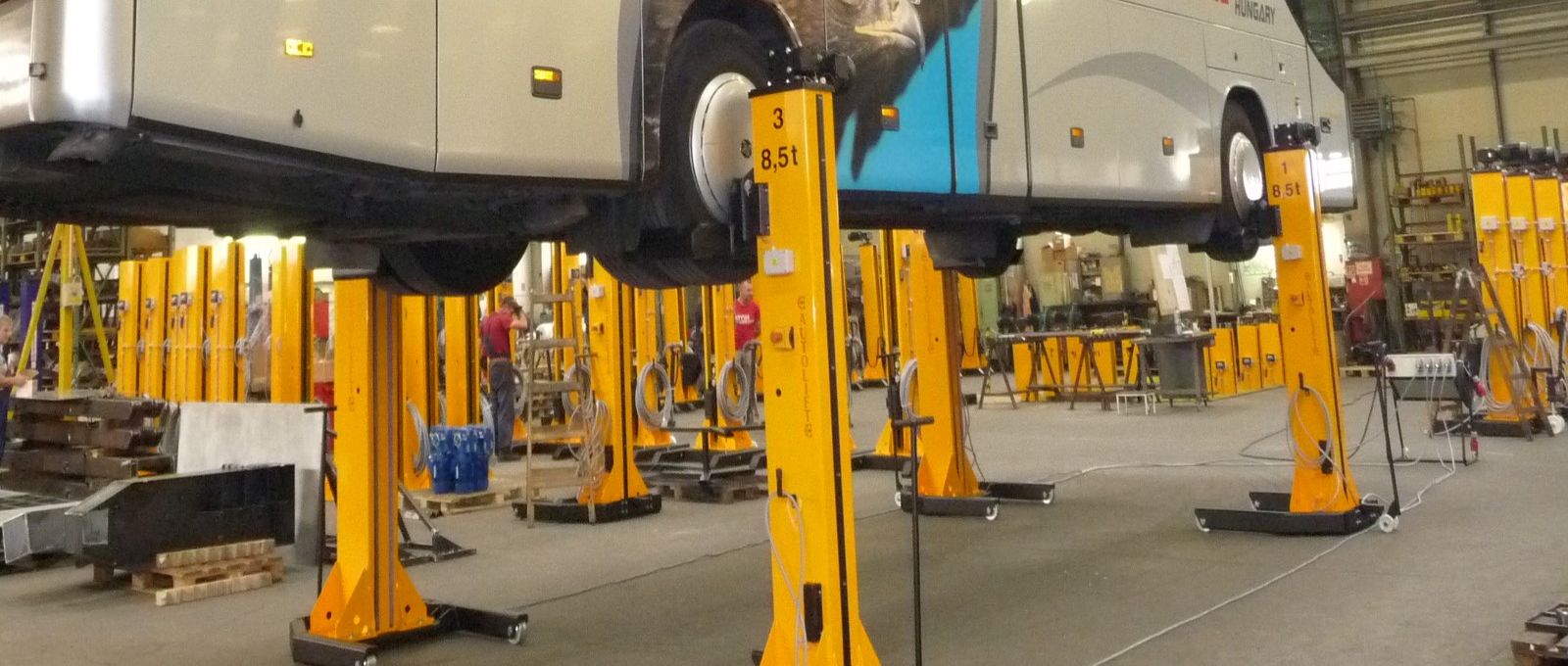 IME-Autolift Column-Lifters for Trucks and Mobilehomes *Exclusive German Authorized Dealer*